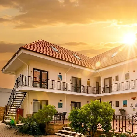 Sunny Border (adults Only) * Vama Veche