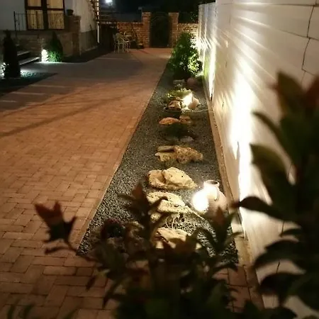 Sunny Border (adults Only) *