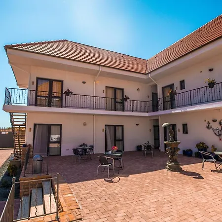 Sunny Border (adults Only)