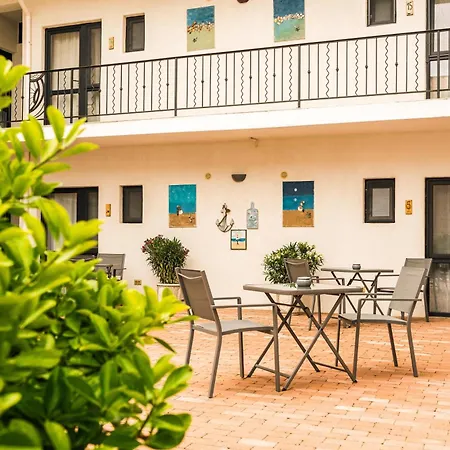 Sunny Border (adults Only) Vama Veche