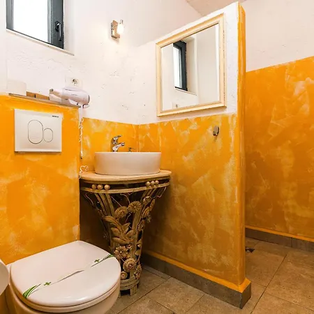 Sunny Border (adults Only) * Vama Veche