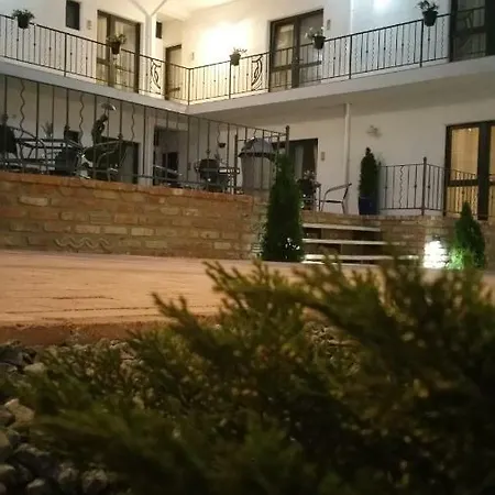 Sunny Border (adults Only) Vama Veche